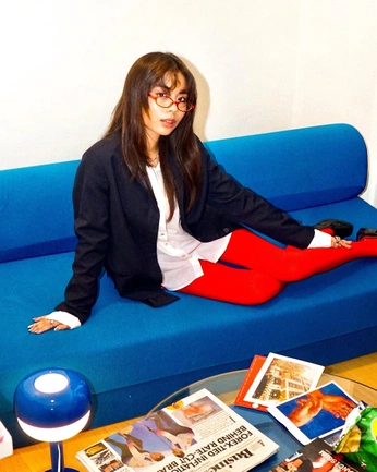 A cover of "Thi" cluster. The owner is hhoag2710. The cluster consists of 9 elements.