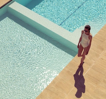 A cover of "divage" cluster. The owner is jazzmonday. The cluster consists of 111 elements.