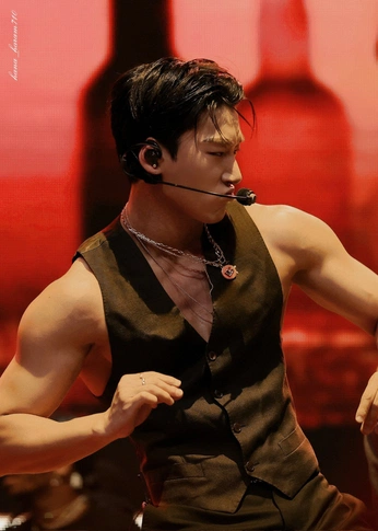 A cover of "♡ San ♡" cluster. The owner is frequentlykit. The cluster consists of 143 elements.