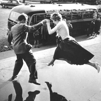 A cover of "Movies" cluster. The owner is claseck. The cluster consists of 6 elements.