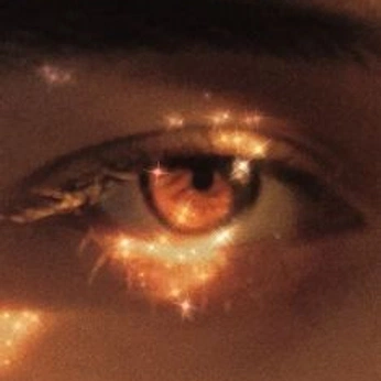 A cover of "cosmos." cluster. The owner is esenciatelier. The cluster description is "An esoterical way to describe different styles.". The cluster consists of 19 elements.