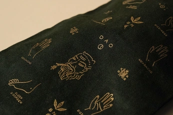 A cover of "S97 X Illustration" cluster. The owner is studio97. The cluster consists of 606 elements.