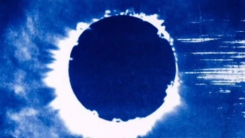 A cover of "all right ." cluster. The owner is caixeta. The cluster consists of 13 elements.