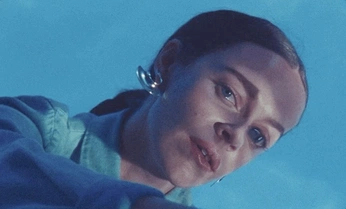 A cover of "Transition" cluster. The owner is jameskirkup. The cluster consists of 3 elements.