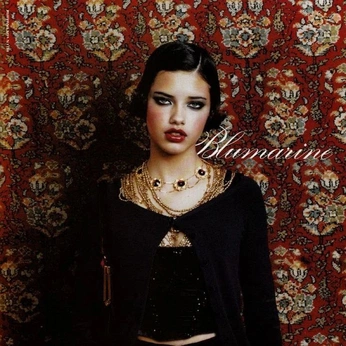 A cover of "Art in fashion" cluster. The owner is sofiaazar. The cluster consists of 8 elements.