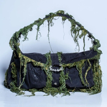 A cover of "mossfashion" cluster. The owner is snailmonster. The cluster consists of 1 element.