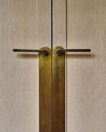 A cover of "Details" cluster. The owner is cantosdebelchior. The cluster consists of 33 elements.