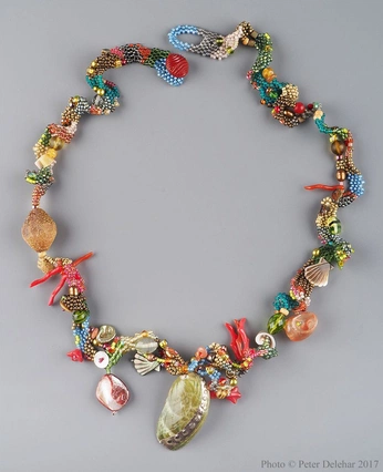 A cover of "Jewelry" cluster. The owner is lexifitton. The cluster consists of 3 elements.