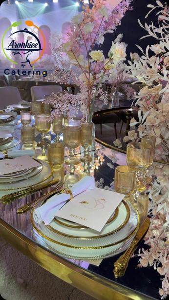 A cover of "Yemisi" cluster. The owner is eoshilagun. The cluster consists of 2 elements.