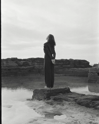 A cover of "k…picture this" cluster. The owner is earth2tatum. The cluster consists of 3 elements.