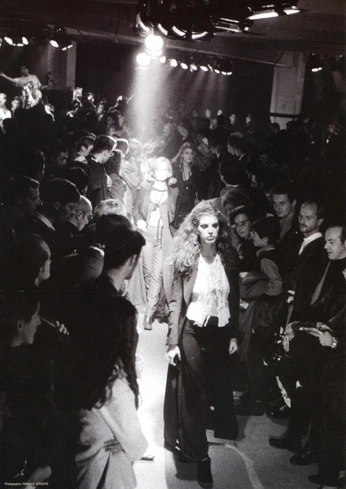 A cover of "Moments" cluster. The owner is metalonme. The cluster consists of 1 element.