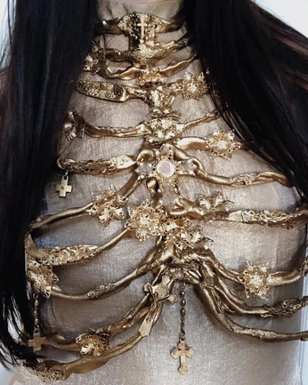 A cover of "Soleil" cluster. The owner is speckledvoid. The cluster consists of 51 elements.