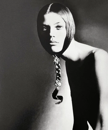 A cover of "Pic" cluster. The owner is yanalee. The cluster consists of 3 elements.