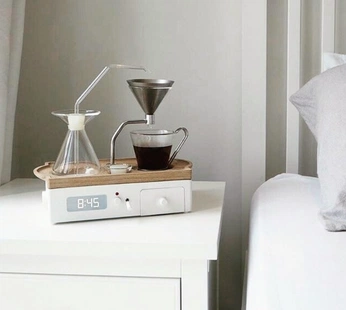 A cover of "House" cluster. The owner is lonely4rae. The cluster consists of 3 elements.