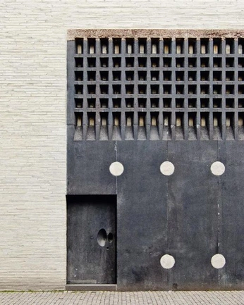 A cover of "Archi façades" cluster. The owner is zkar.tt. The cluster consists of 1 element.