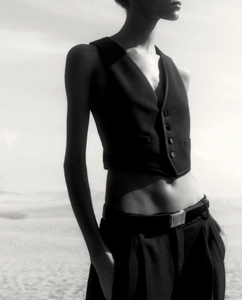 A cover of "Fashion" cluster. The owner is maxxxinne. The cluster consists of 2 elements.