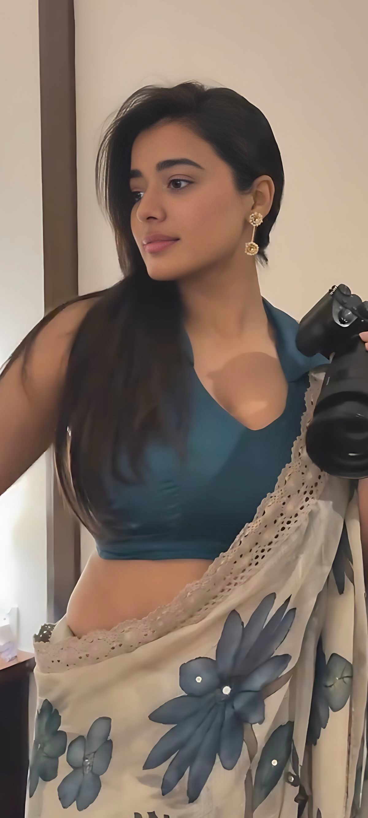 𑣲 > 9910780858 Vikhroli East Russian Call Girls In Mumbai