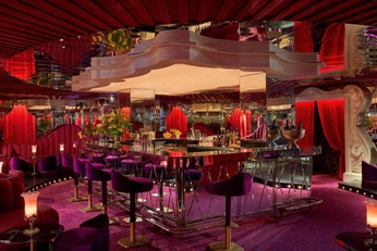 A cover of "Ash" cluster. The owner is emcho. The cluster consists of 8 elements.