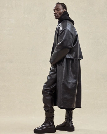 A cover of "fashion" cluster. The owner is chrisstewart. The cluster consists of 2 elements.