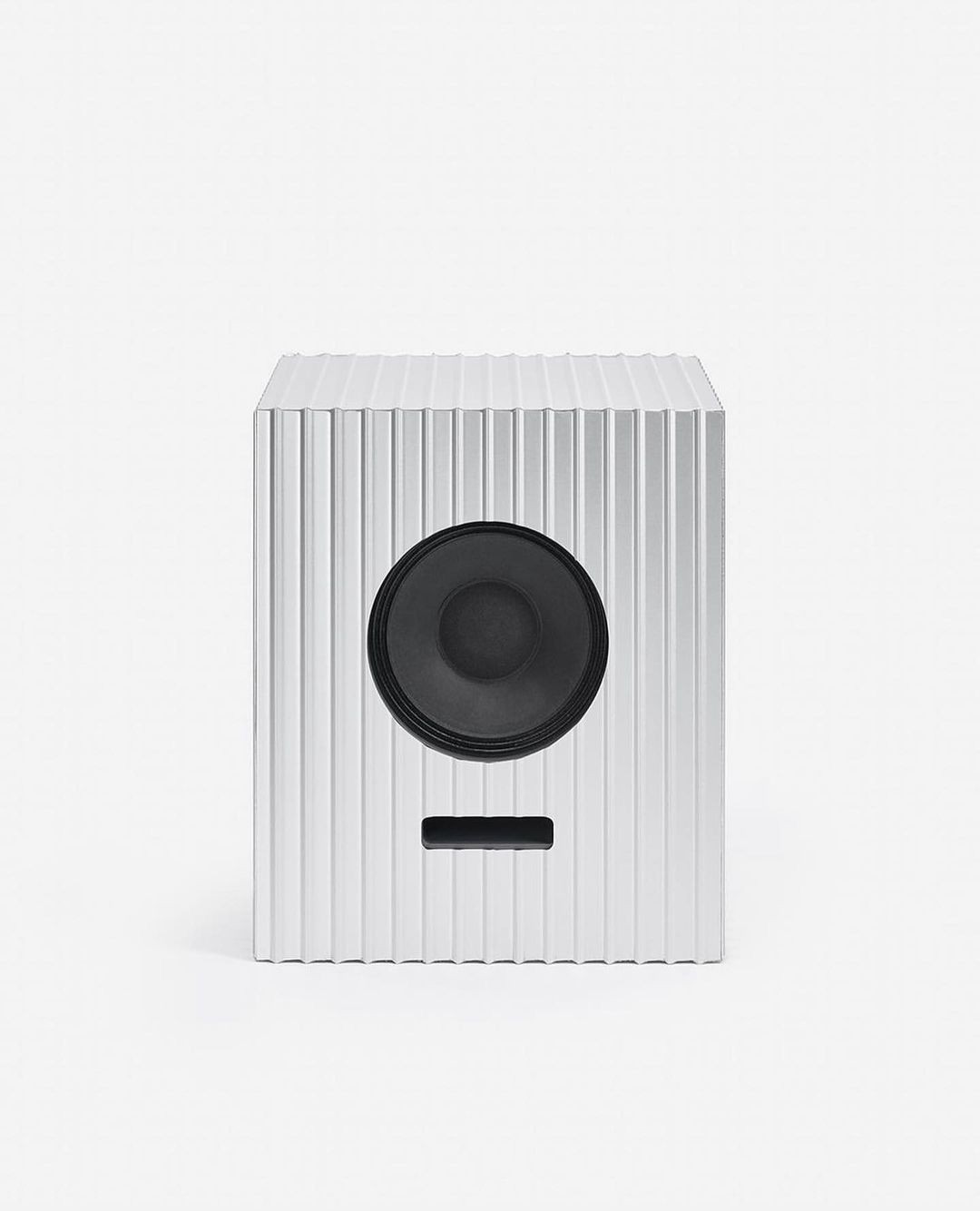 A Pinterest pin added by pare on Dec 23, 2024. The author is Arslan Khan. May present: circle.