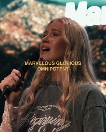 A cover of "Worship recording inspo" cluster. The owner is makennacreative. The cluster consists of 31 elements.