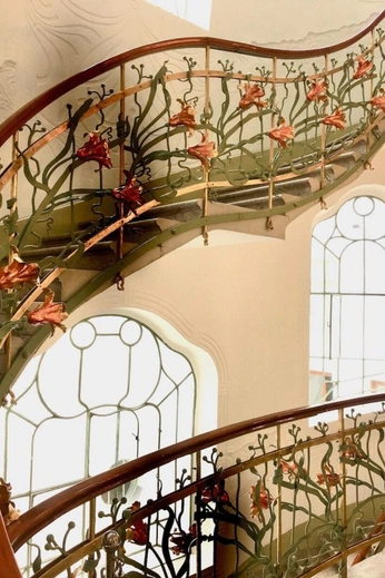 A cover of "21/12. Explorations" cluster. The owner is brunoandyou. The cluster consists of 5 elements.