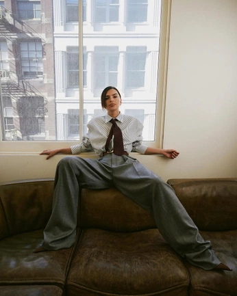 A cover of "Studio" cluster. The owner is dmaaa. The cluster consists of 33 elements.