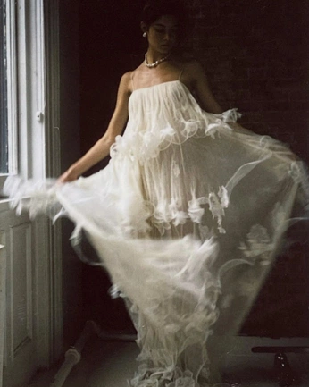 A cover of "fashion as art" cluster. The owner is stefi2000. The cluster consists of 3 elements.