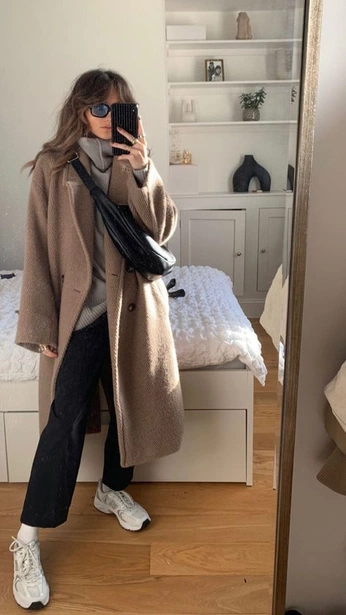 A cover of "Lookbook" cluster. The owner is ghritikas. The cluster consists of 23 elements.