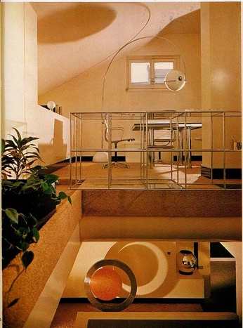 A cover of "70's" cluster. The owner is claricemel. The cluster consists of 34 elements.