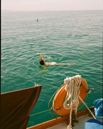 A cover of "Summer" cluster. The owner is rrony. The cluster consists of 9 elements.