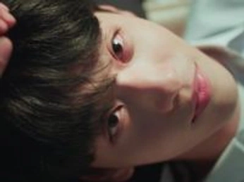 A cover of "lfls" cluster. The owner is czarxg. The cluster consists of 1 element.