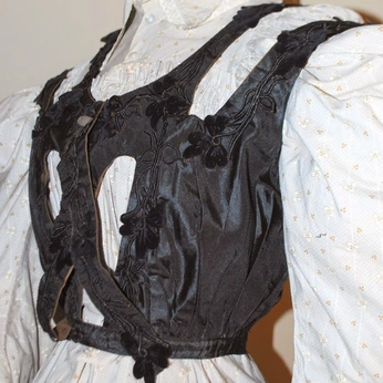 A cover of "Old Fashion" cluster. The owner is imogenrose. The cluster consists of 6 elements.