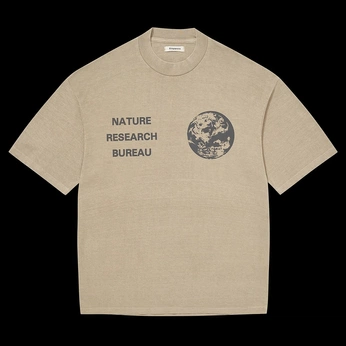 A cover of "Wear" cluster. The owner is josephbchandler. The cluster description is "men’s clothing". The cluster consists of 18 elements.