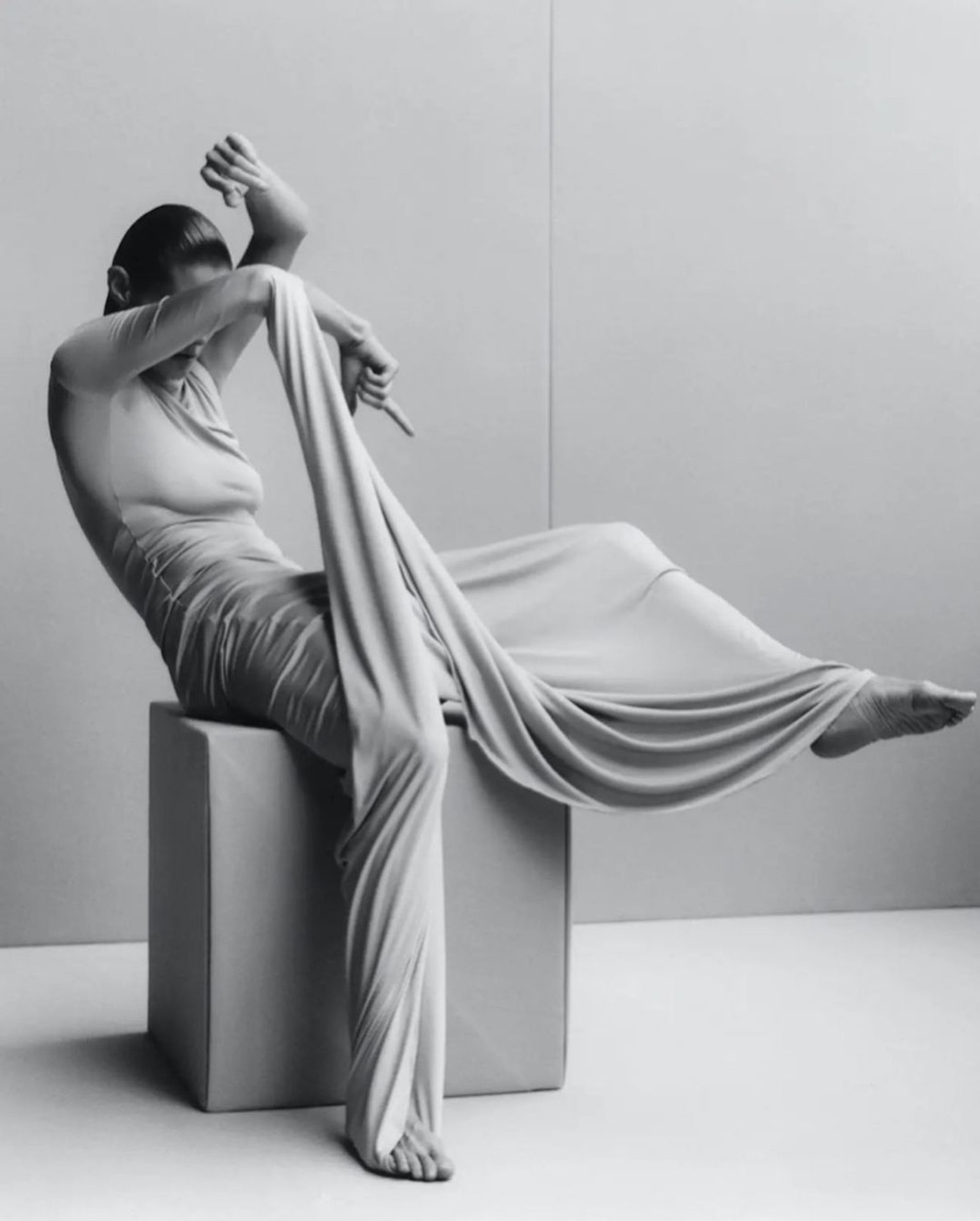 HANDS — 5