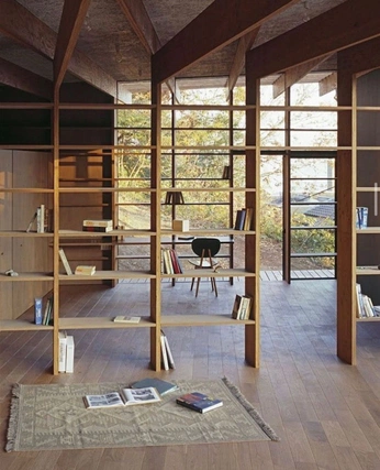 A cover of "100 chambers st" cluster. The owner is meisyou. The cluster consists of 5 elements.