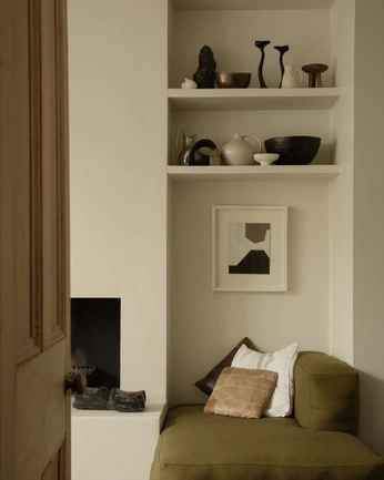 A cover of "Interior" cluster. The owner is fazias. The cluster consists of 1 element.