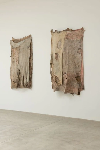 A cover of "Art" cluster. The owner is jenevievehubbard. The cluster consists of 2 elements.