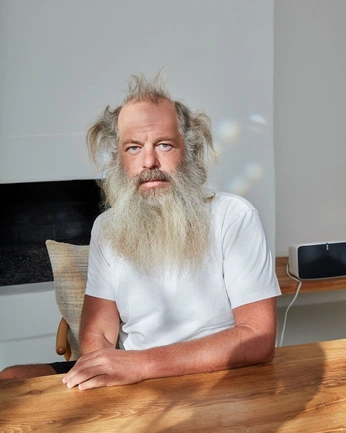 A cover of "Moonrock Studio" cluster. The owner is petergonia. The cluster consists of 1 element.