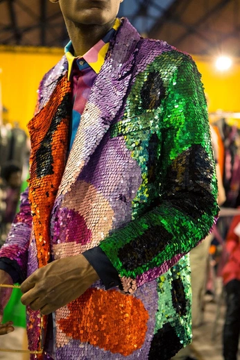 A cover of "Carnival" cluster. The owner is jimj19. The cluster consists of 3 elements.