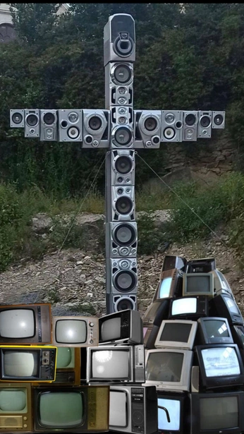 A cover of "machinery" cluster. The owner is frogdino. The cluster consists of 40 elements.