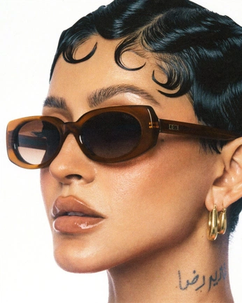 A cover of "fly girl" cluster. The owner is ibdesigning. The cluster consists of 20 elements.