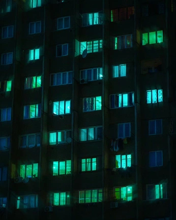 A cover of "inbetween the folds" cluster. The owner is nora.schoolmeest. The cluster consists of 115 elements.