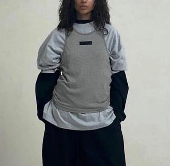 A cover of "STYLE" cluster. The owner is rolafuente. The cluster consists of 16 elements.