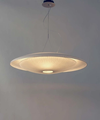 A cover of "lamp" cluster. The owner is diahpw27. The cluster consists of 2 elements.