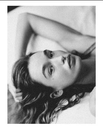 A cover of "Vanessa chile" cluster. The owner is liliaislilith. The cluster consists of 23 elements.