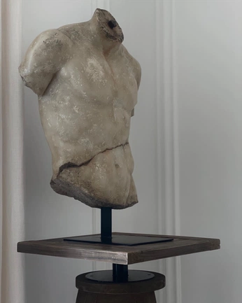 A cover of "phallocentric" cluster. The owner is arthurr. The cluster consists of 14 elements.