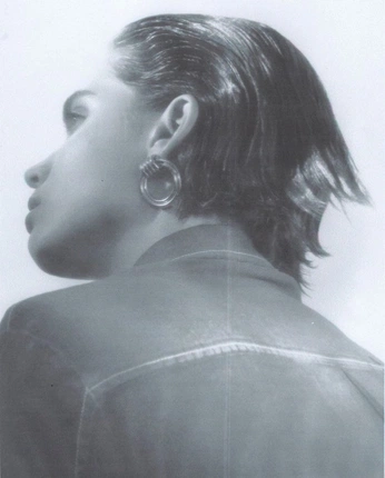 A cover of "TCL" cluster. The owner is paulcrivera. The cluster consists of 44 elements.