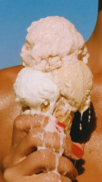 A cover of "ice creamsù" cluster. The owner is elisabeccaria. The cluster consists of 75 elements.