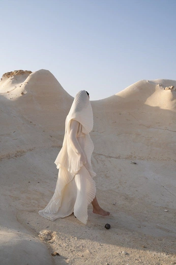 A cover of "inside out" cluster. The owner is aritzia. The cluster consists of 571 elements.